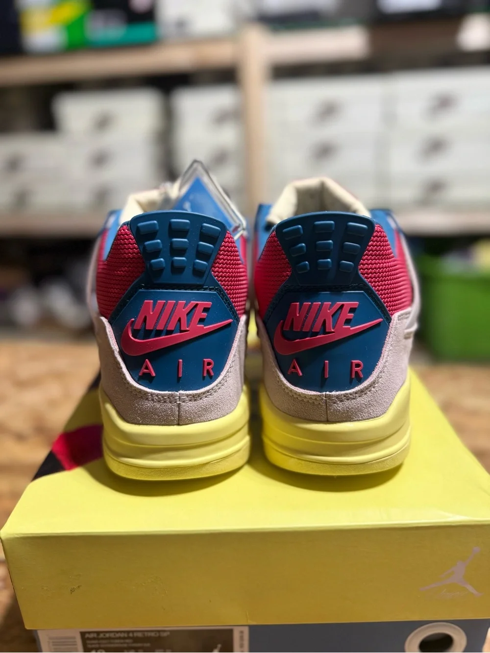 Air Jordan 4 Retro UNLA ‘Guava Ice’